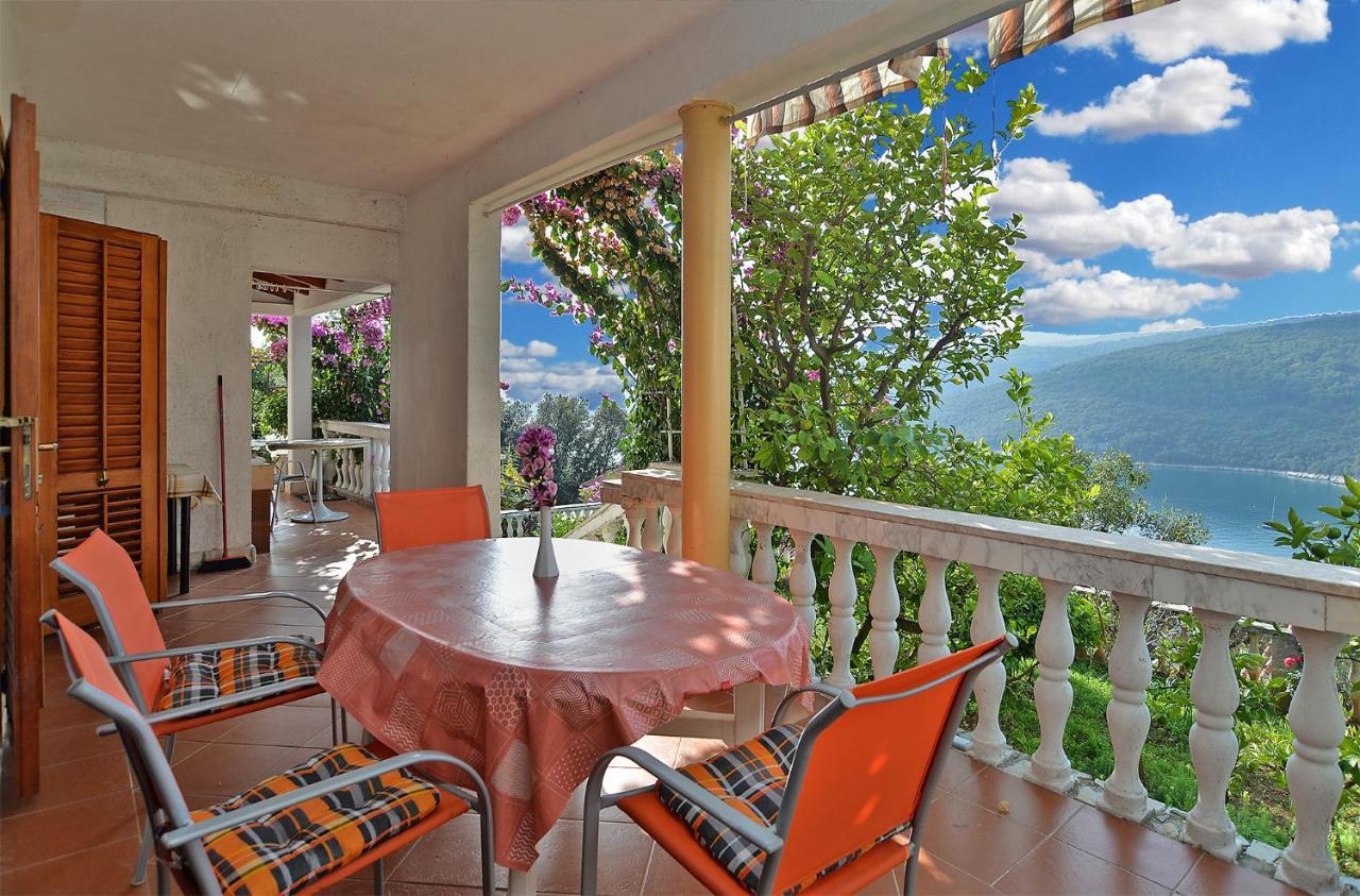 Apartments Plominska 938 Rabac Exterior foto
