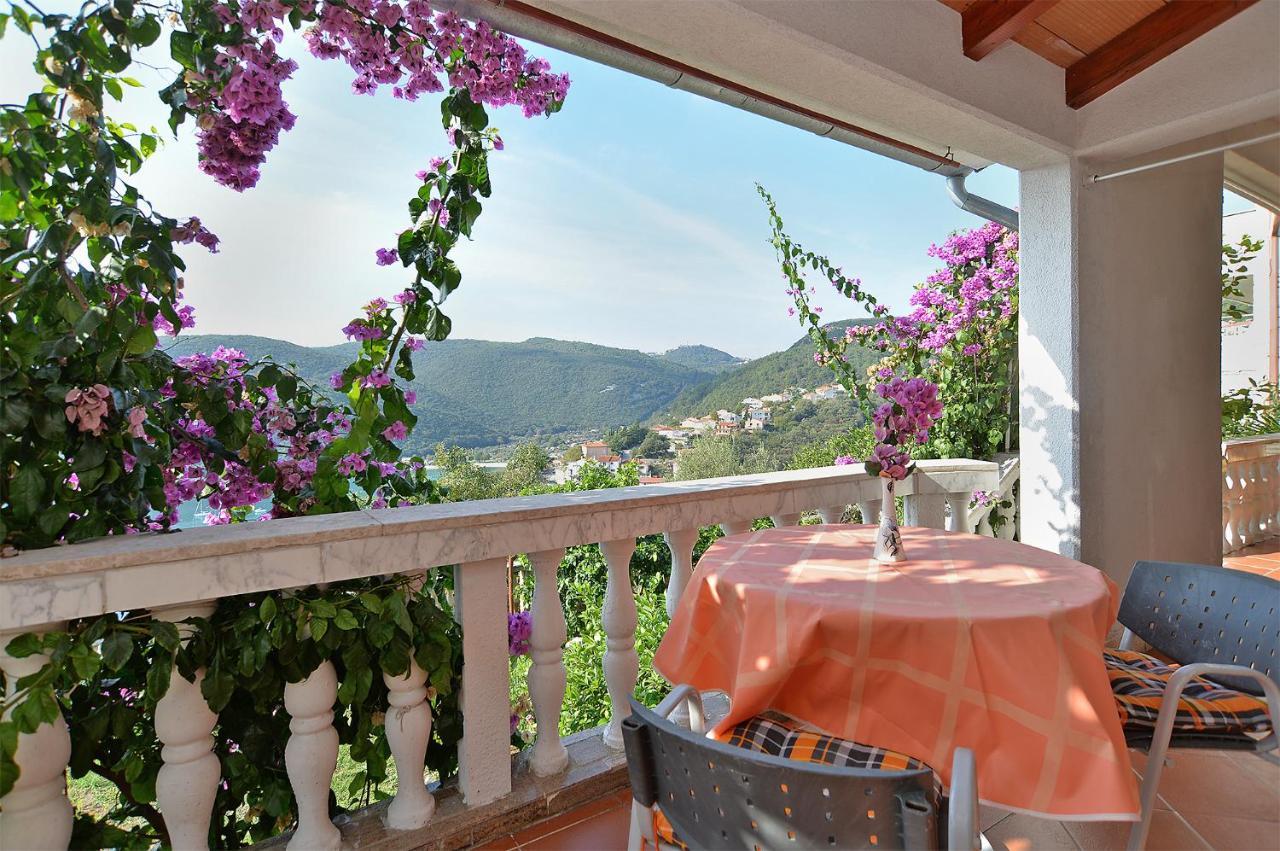 Apartments Plominska 938 Rabac Exterior foto